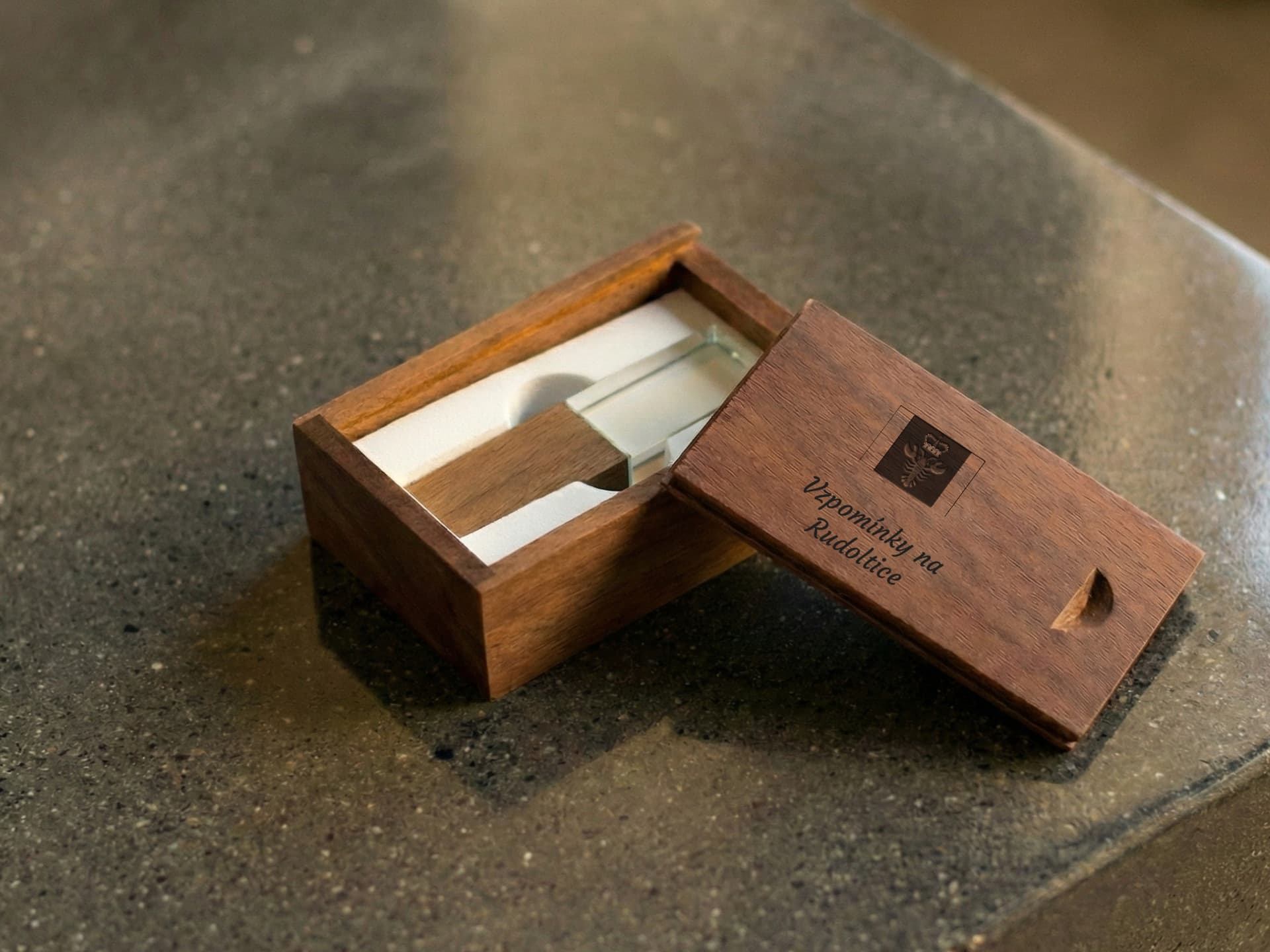 Víčko krabičky